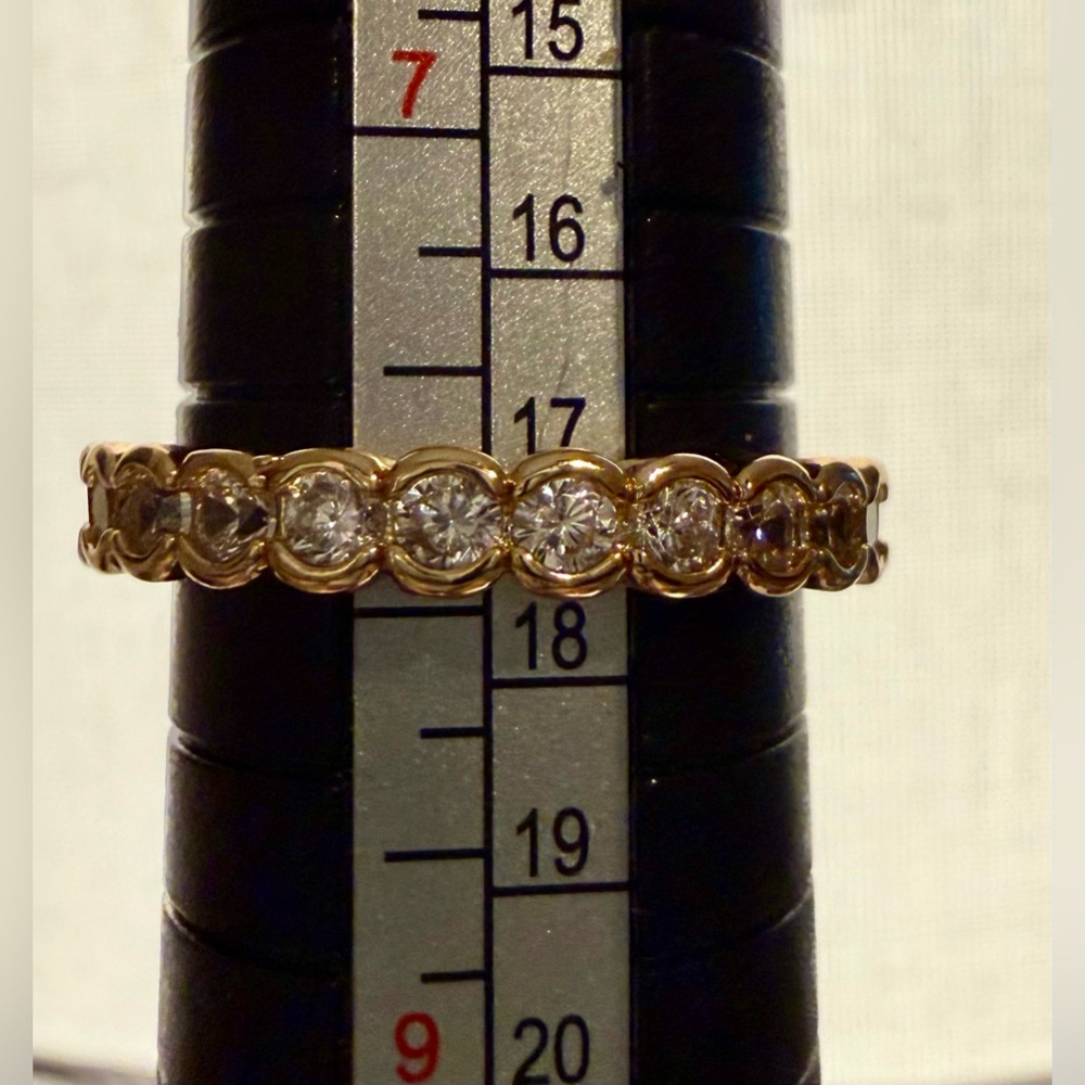 Ring - sz 8 - gold tone band with clear crystals - new! Dainty - classic. - Picture 10 of 10